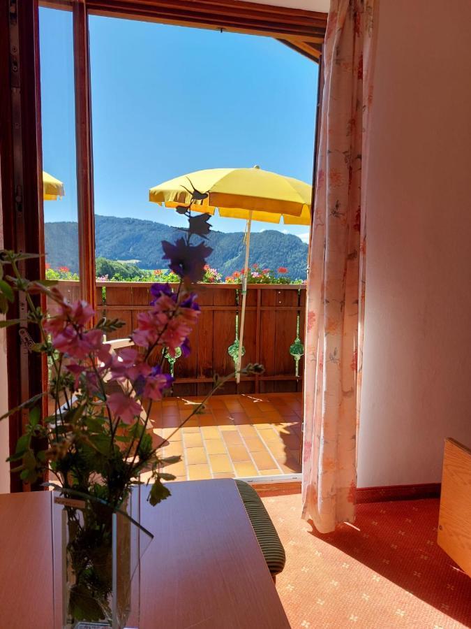 Moarhof Otel Mölten Dış mekan fotoğraf
